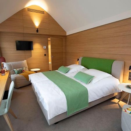 B-Lodge Boutique Hotel Louvain-la-Neuve Εξωτερικό φωτογραφία