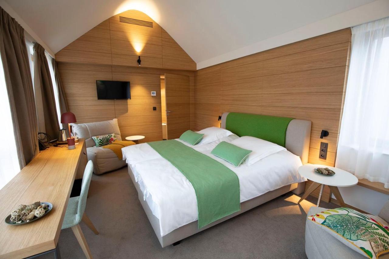 B-Lodge Boutique Hotel Louvain-la-Neuve Εξωτερικό φωτογραφία