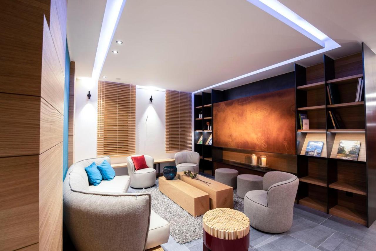 B-Lodge Boutique Hotel Louvain-la-Neuve Εξωτερικό φωτογραφία